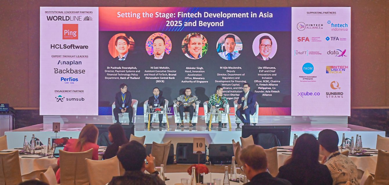 @PAULUSARDE (113 of 337)